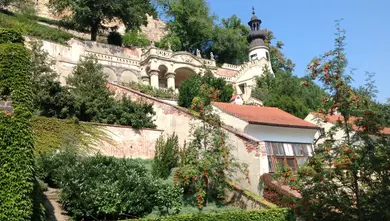Zahrady pod Pražským hradem